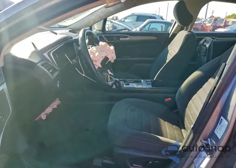 2020 Ford Fusion Se z USA, uszkodzony, nr VIN 3FA6P0LU0LR104213